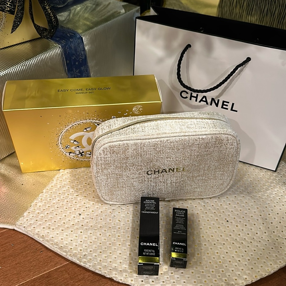 Chanel Holiday 2023 Easy Come Easy Glow Set